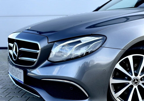 Mercedes-Benz Klasa E cena 116999 przebieg: 149542, rok produkcji 2018 z Sośnicowice małe 631